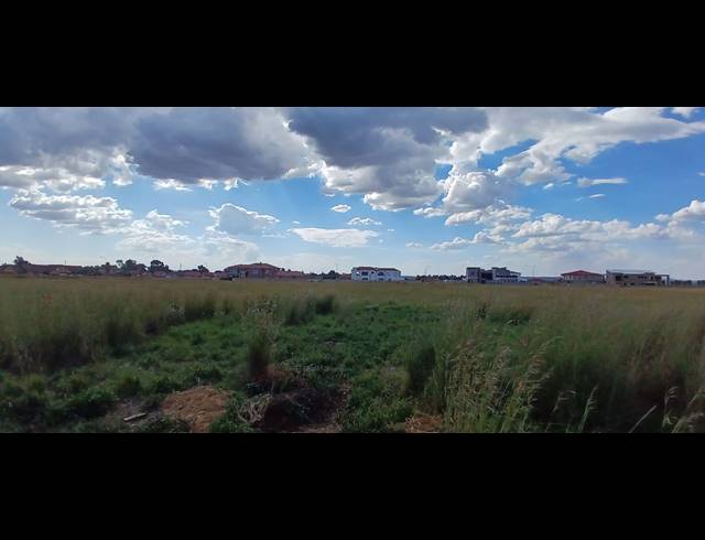 1,000M² VACANT LAND FOR SALE IN RIVERSDALE